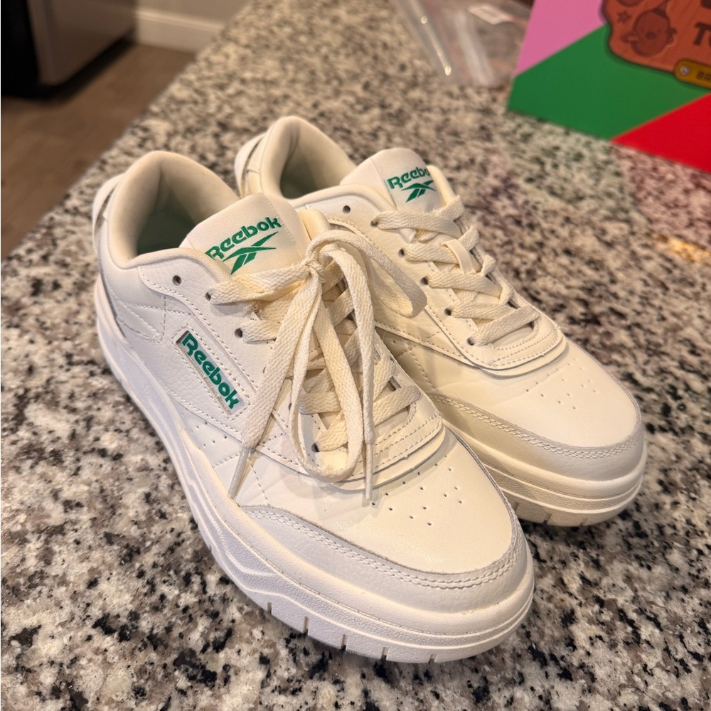 Reebok women’s Sneakers